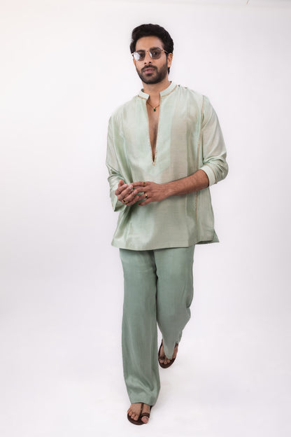 Sundowner Royalty | Green Chanderi Silk Kaftan Kurta Set