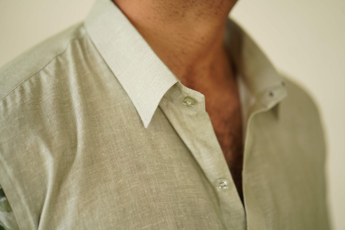 HOS Leopard Printed Olive Green Cotton Linen Mens Shirt Collar Close up