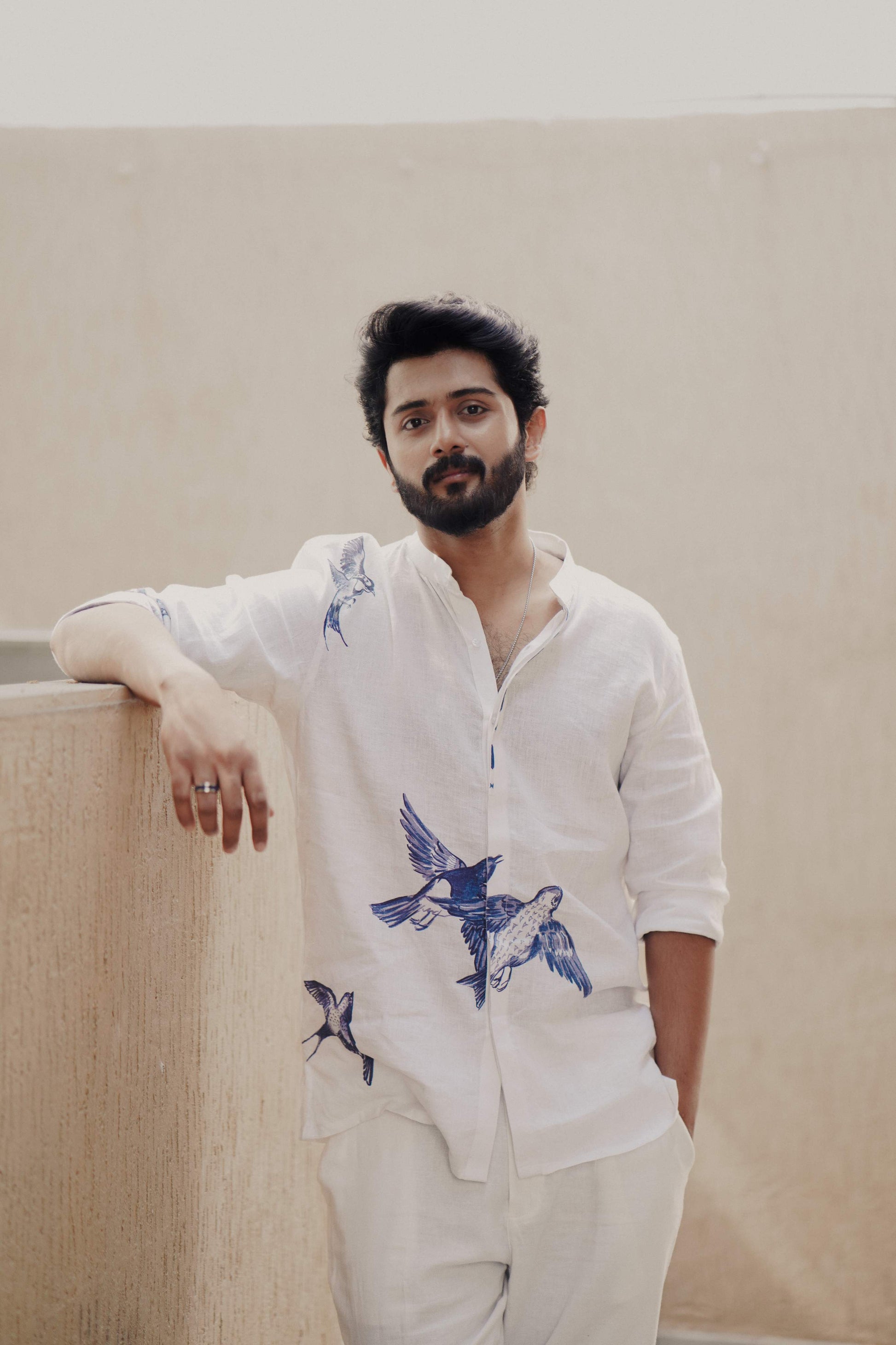 HOS Blue Sparrow Printed White Cotton Linen Mens Shirt Full Front Print view 