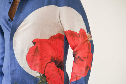 HOS Printed Hibiscus Blue Mens Cotton Linen Shirt close up of flower 